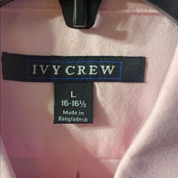 Men’s short sleeve button down - Picture 2 of 3